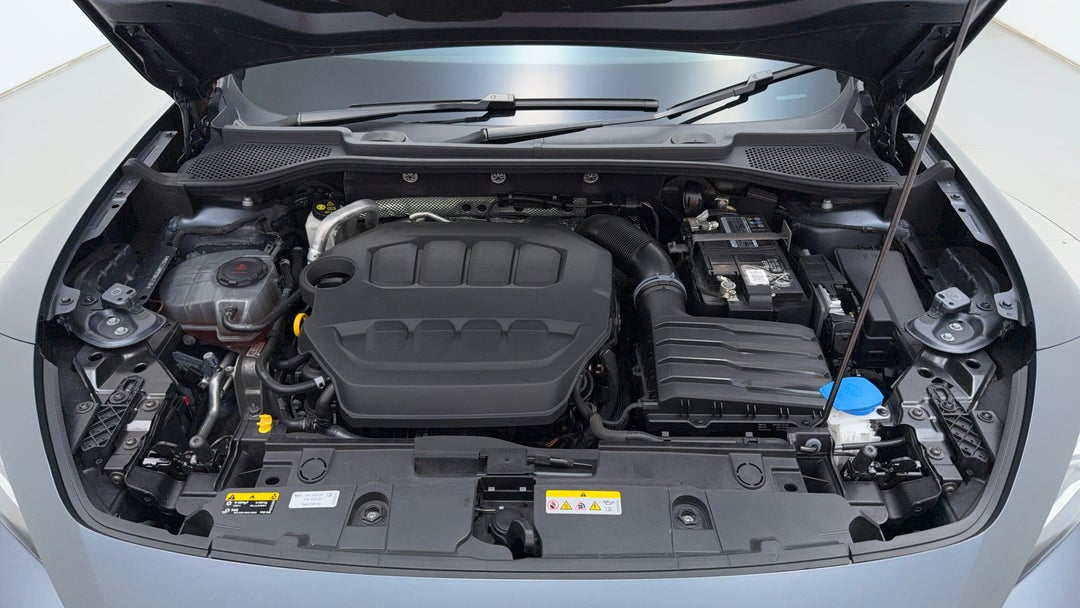 Open Bonnet (Engine)