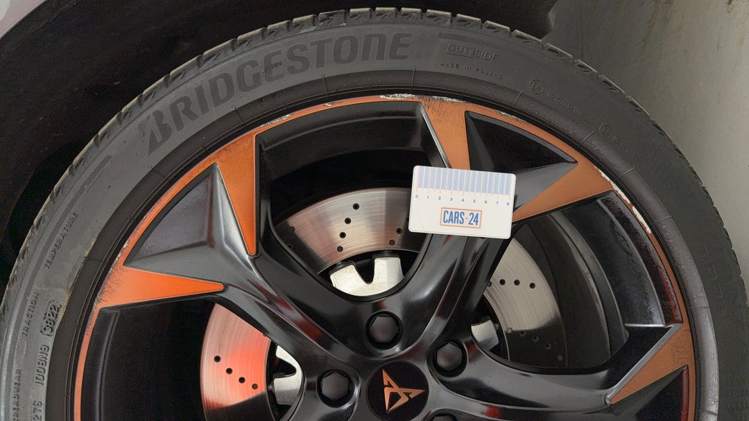 Wheels Rim Front LHS Gutter Rash