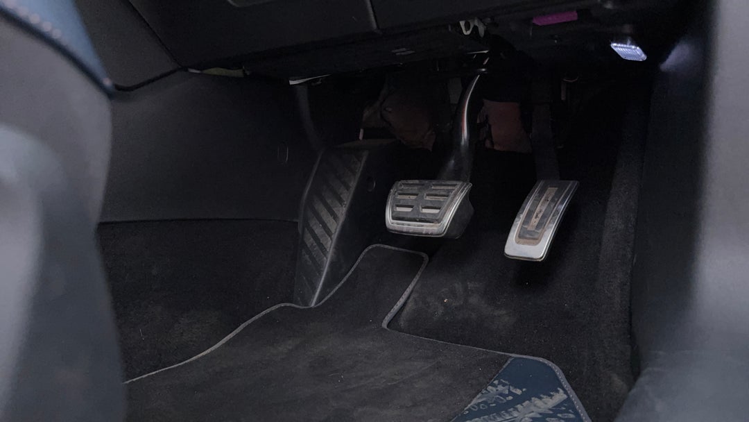 Pedals and Footmat
