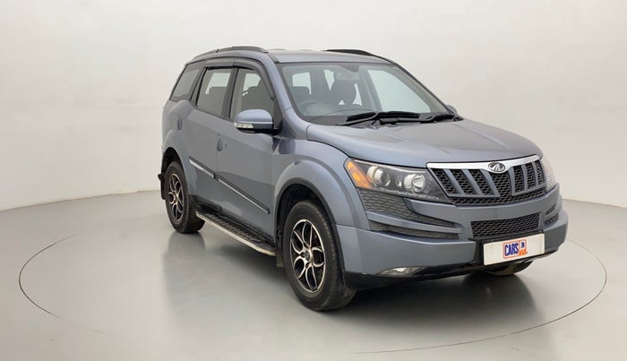 2015 Mahindra XUV500 W6 4X2, Diesel, Manual, 67,077 km, Right Front Diagonal