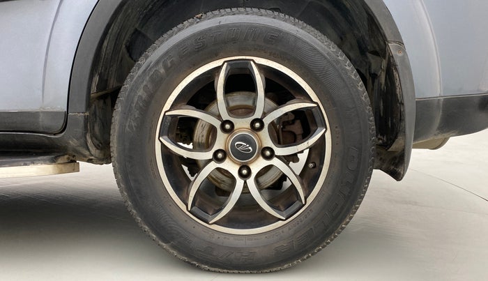 2015 Mahindra XUV500 W6 4X2, Diesel, Manual, 67,077 km, Left Rear Wheel