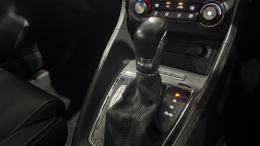 2019 MG ZS Excite, Automatic, 42814 km, Gear Lever 