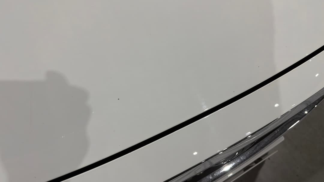 2019 MG ZS Excite, Automatic, 42814 km, Bonnet Chip