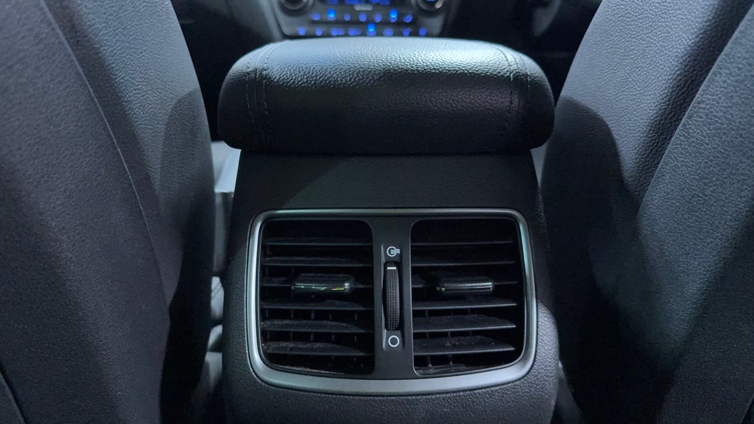 Rear A/C Vent