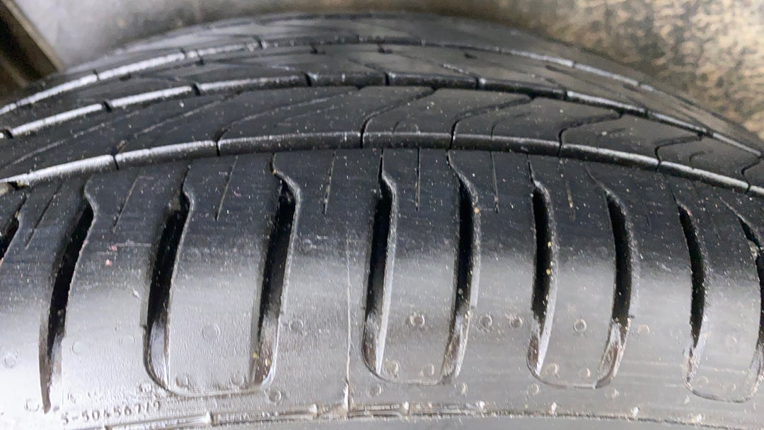 Right Rear Tyre Tread