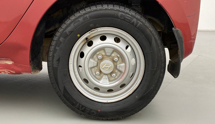 2011 Hyundai Eon ERA, Petrol, Manual, 31,431 km, Left Rear Wheel