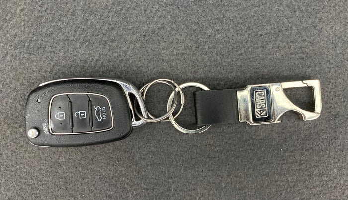 2019 Hyundai GRAND I10 NIOS SPORTZ 1.2 AT, Petrol, Automatic, 26,118 km, Key Close Up