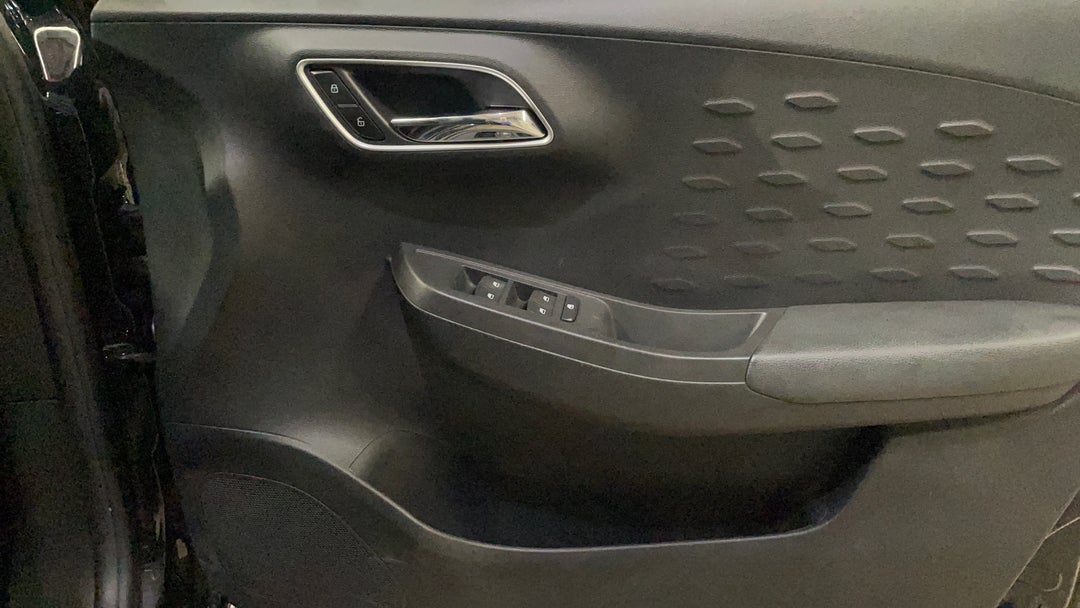 2022 MG 3 Auto Excite (with Navigation), Automatic, 30117 km, Speaker View