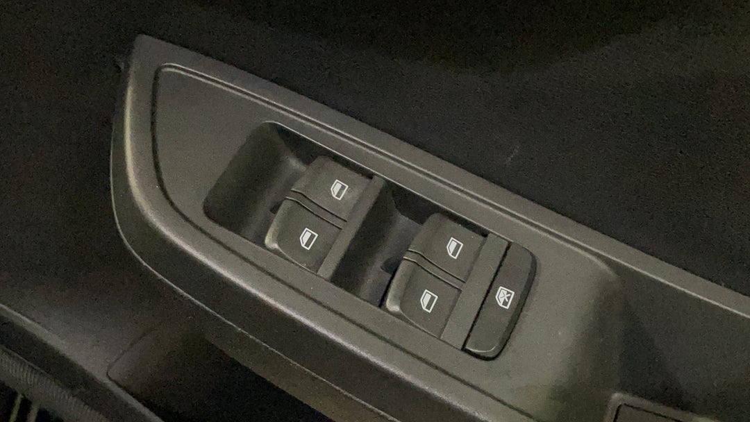 2022 MG 3 Auto Excite (with Navigation), Automatic, 30117 km, Drivers Side Door Panel Controls