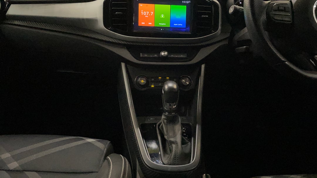 2022 MG 3 Auto Excite (with Navigation), Automatic, 30117 km, Center Console