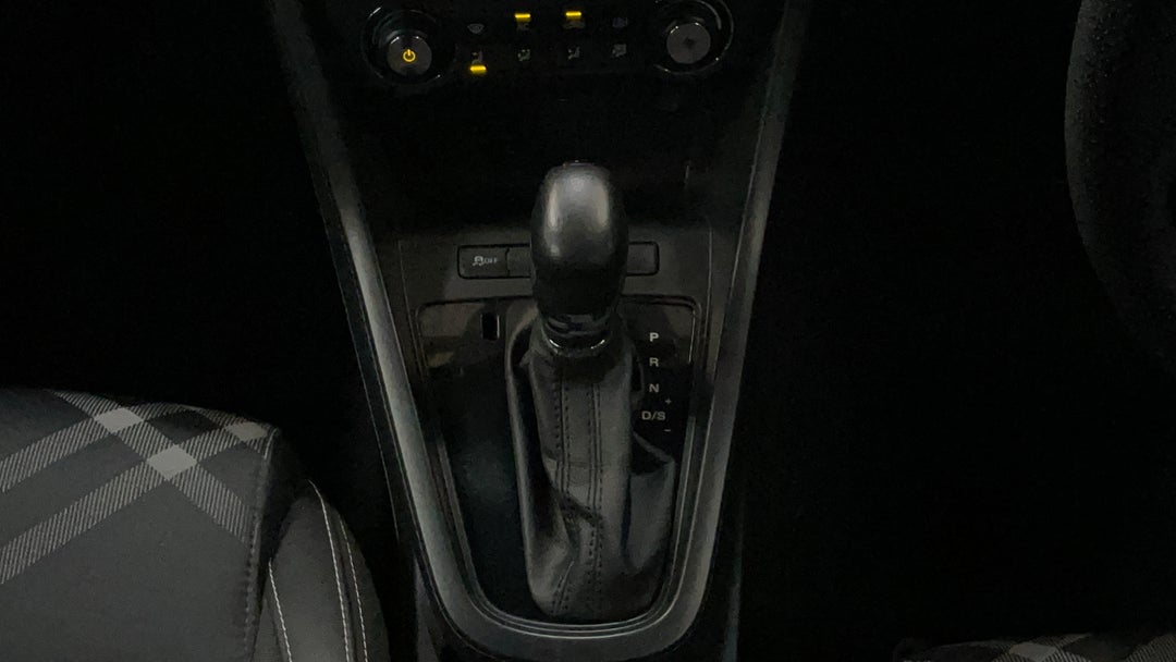 2022 MG 3 Auto Excite (with Navigation), Automatic, 30117 km, Gear Lever 