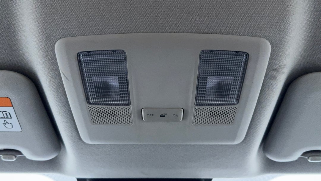 On-Roof Controls/Sunglass holder