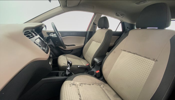 2018 Hyundai Elite i20 1.4 CRDI ASTA (O), Diesel, Manual, 65,553 km, Right Side Front Door Cabin