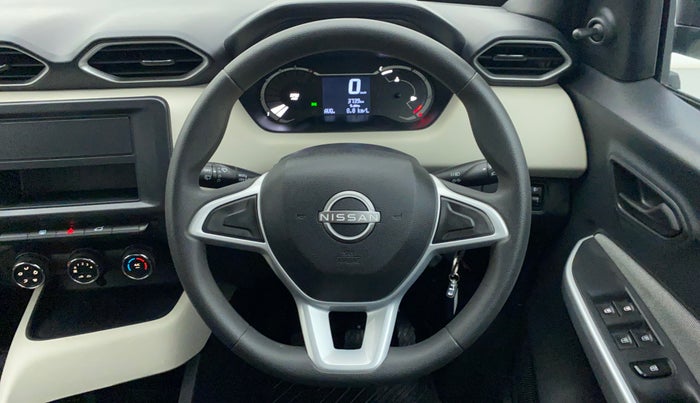 2022 Nissan MAGNITE XE 1.0 MT, Petrol, Manual, 3,799 km, Steering Wheel Close Up