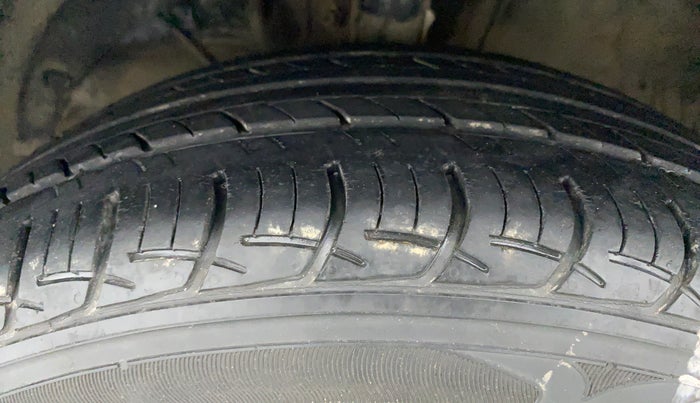 2019 Maruti Baleno DELTA 1.2 K12, Petrol, Manual, 44,262 km, Left Front Tyre Tread