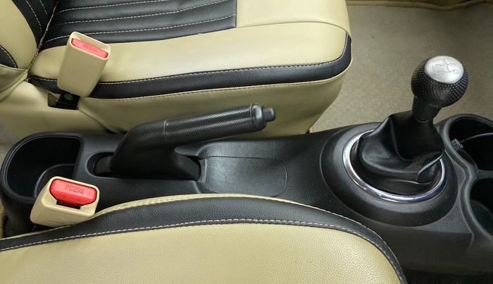 2014 Honda Mobilio 1.5 S I DTEC, Diesel, Manual, 62,984 km, Gear Lever
