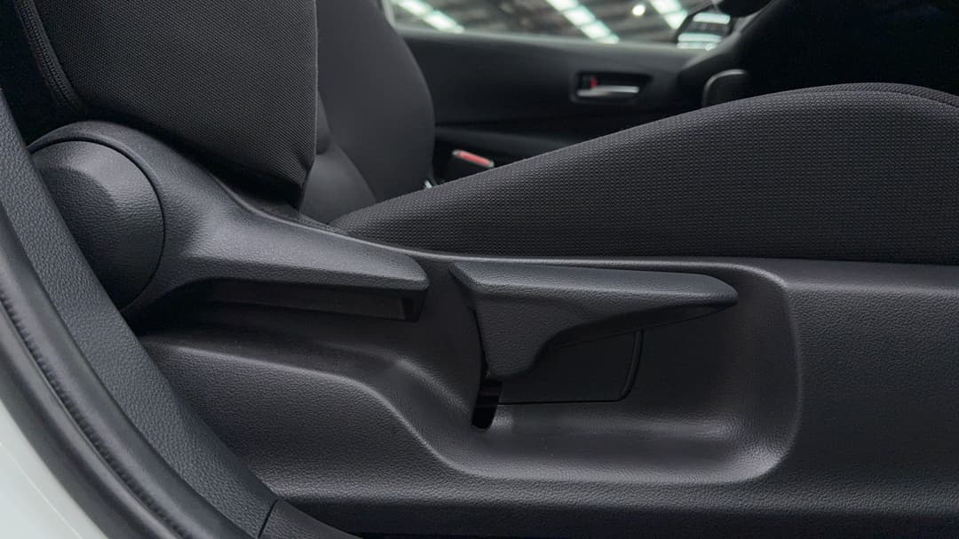 2021 Toyota Corolla Ascent Sport Hybrid, Automatic, 33453 km, Drivers Side Adjustment Panel