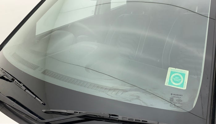 2019 Maruti Vitara Brezza VDI, Diesel, Manual, 51,258 km, Front windshield - Minor spot on windshield