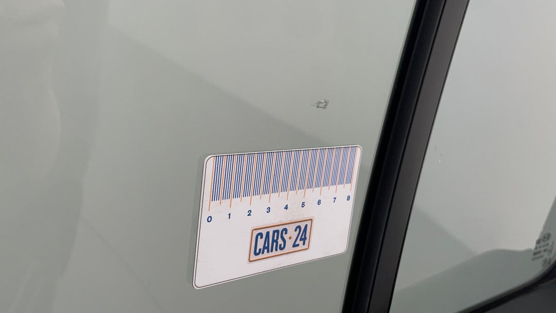 Window Glass Rear RHS Tinting Scratched