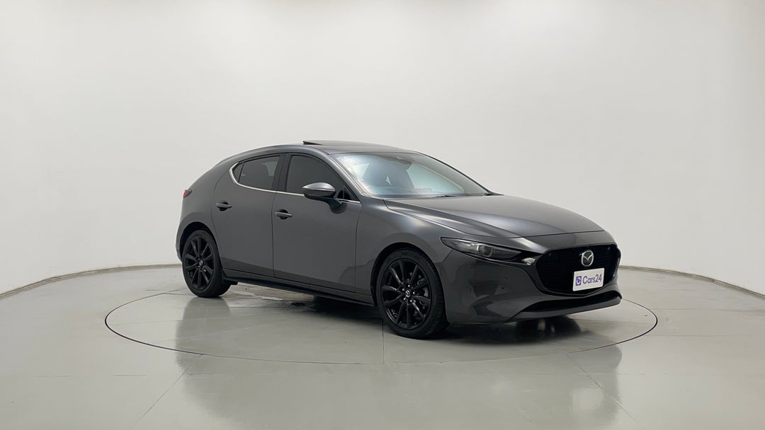 Right Front Diagonal (45- Degree) View