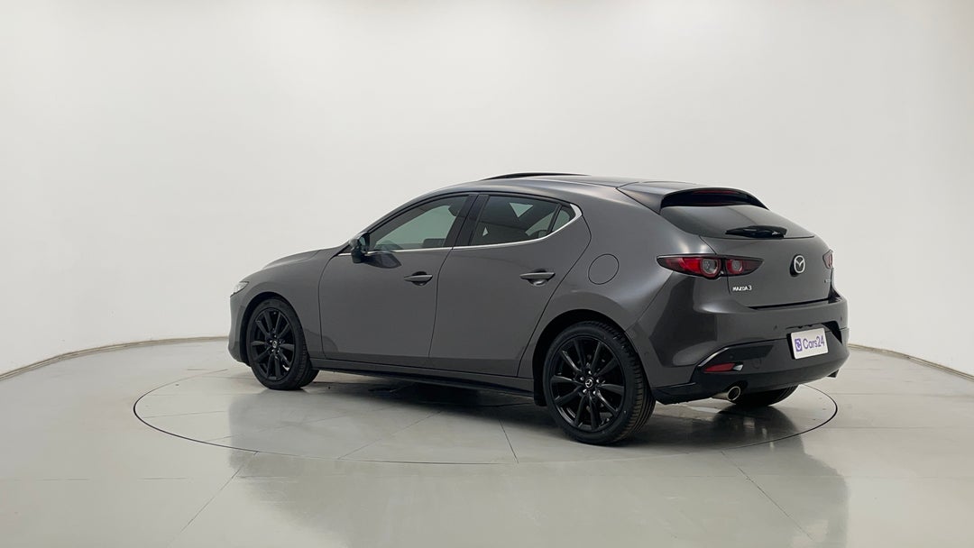 Left Back Diagonal (45- Degree) View