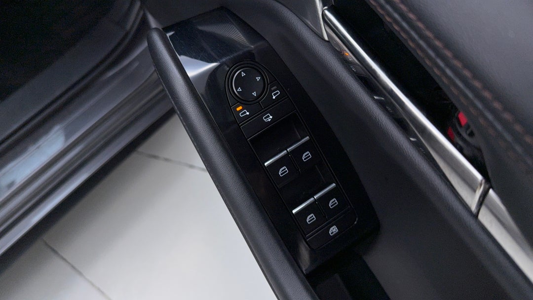 Drivers Side Door Panel Controls