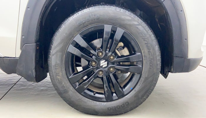 2018 Maruti Vitara Brezza ZDI, Diesel, Manual, 36,894 km, Right Front Tyre