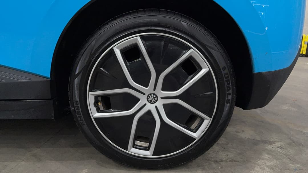 2023 MG Mg4 Essence 64, Automatic, 79089 km, Left Rear Wheel