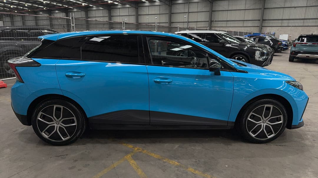 2023 MG Mg4 Essence 64, Automatic, 79089 km, Right Side View