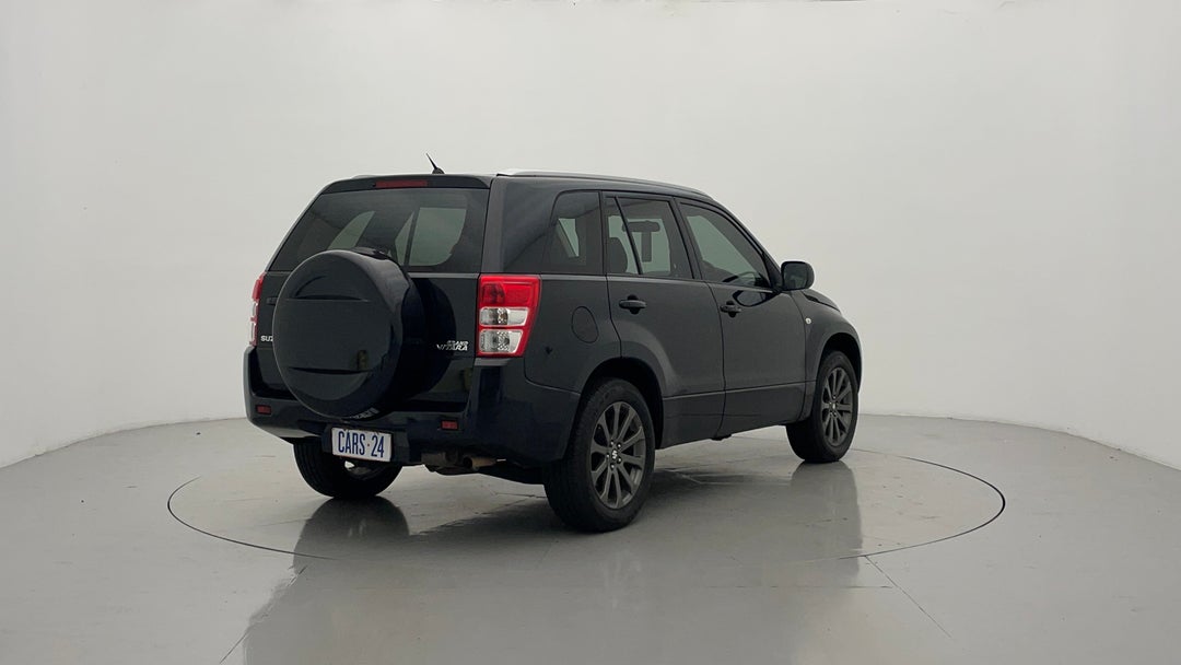 Right Back Diagonal (45- Degree) View