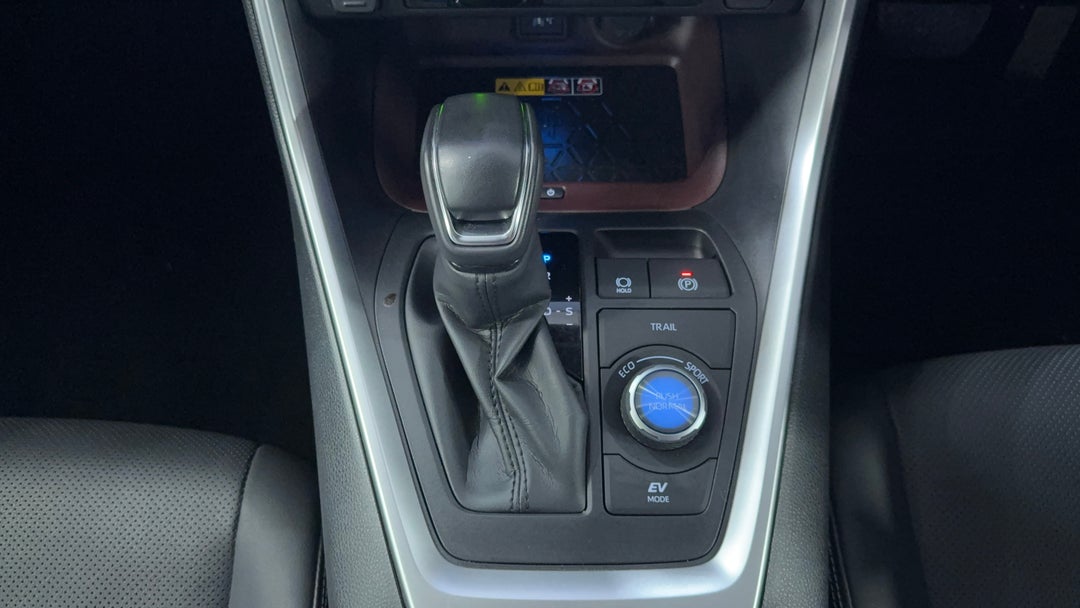 2024 Toyota RAV4 Cruiser (AWD) Hybrid, Automatic, 27591 km, Gear Lever 