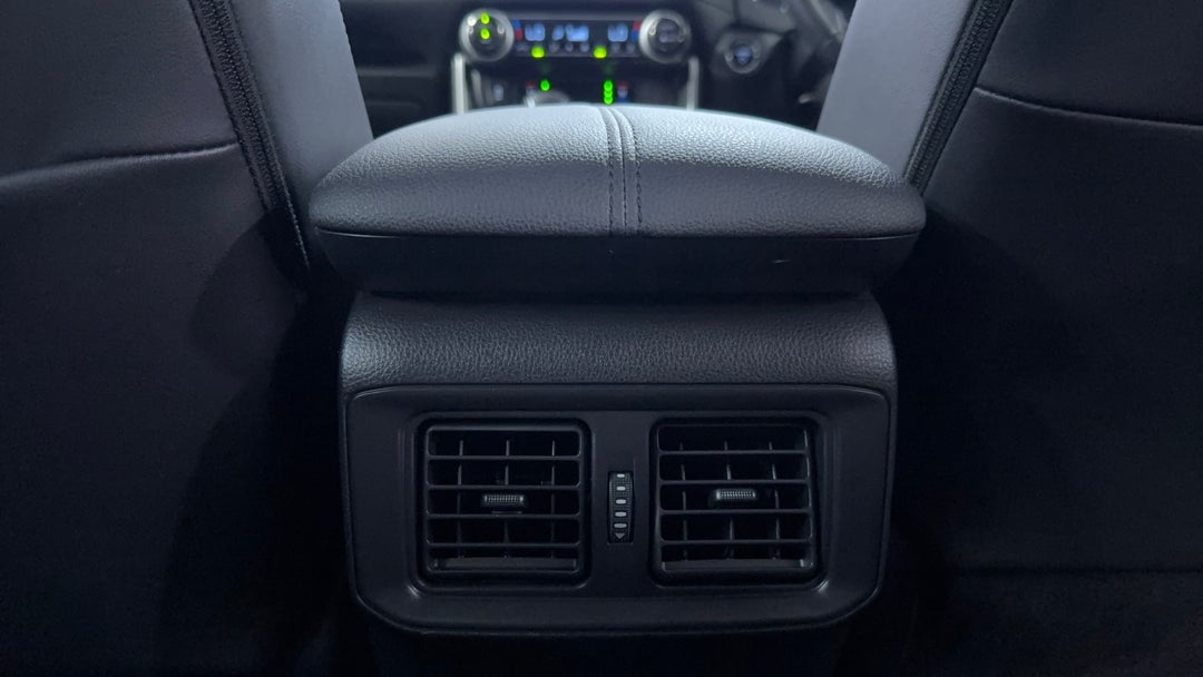 2024 Toyota RAV4 Cruiser (AWD) Hybrid, Automatic, 27591 km, Rear A/C Vent