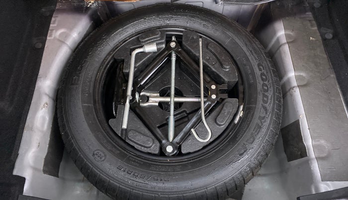 2018 Tata NEXON XZ+ 1.2, Petrol, Manual, 30,858 km, Spare Tyre