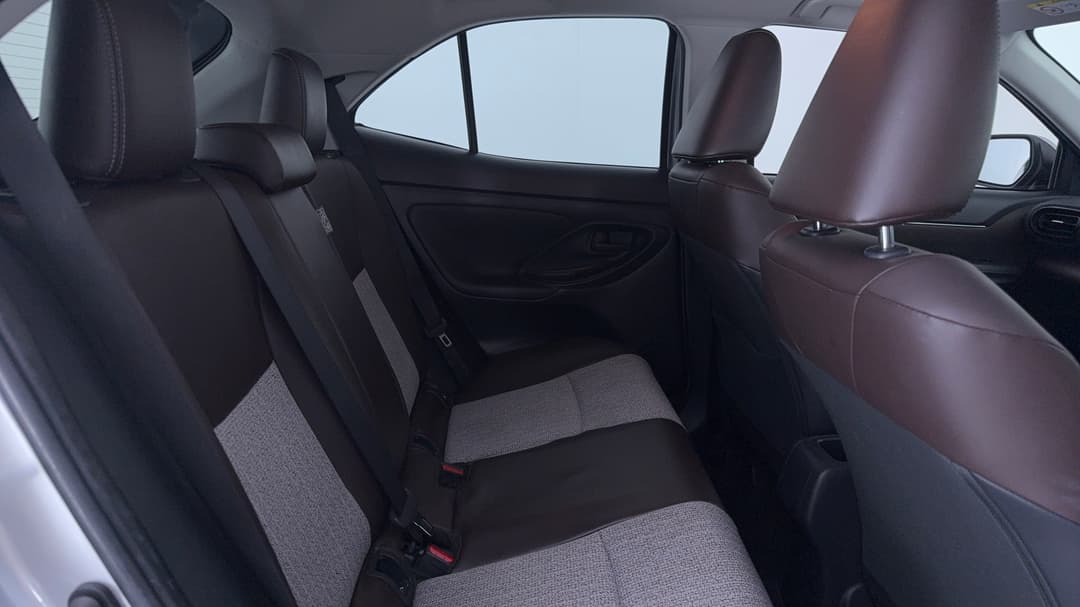 2021 Toyota Yaris Cross Urban Hybrid, Automatic, 104715 km, Right Side Rear Door Cabin View