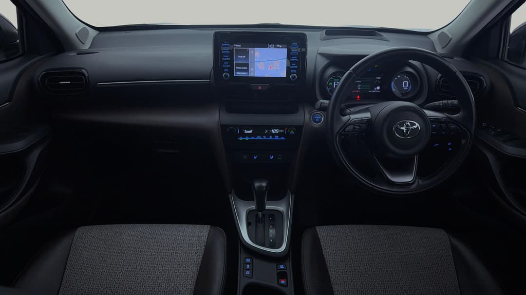 2021 Toyota Yaris Cross Urban Hybrid, Automatic, 104715 km, Dashboard View