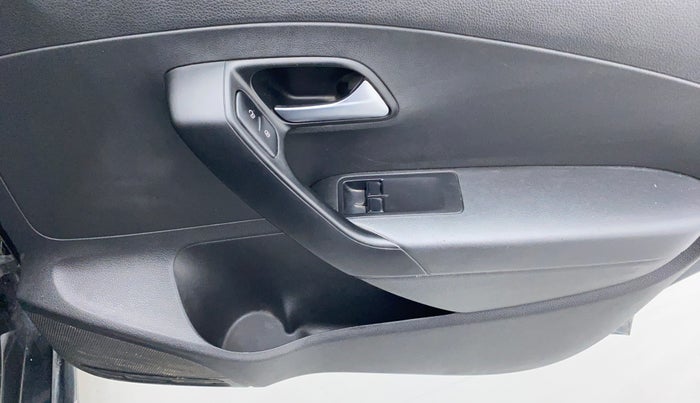 2019 Volkswagen Polo Trendline 1.0 L Petrol, Petrol, Manual, 58,779 km, Driver Side Door Panels Control