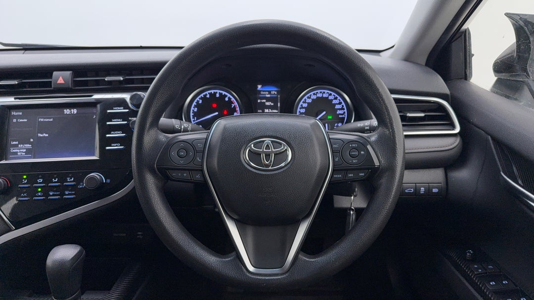 2018 Toyota Camry Ascent, Automatic, 58088 km, Steering Wheel Close-up