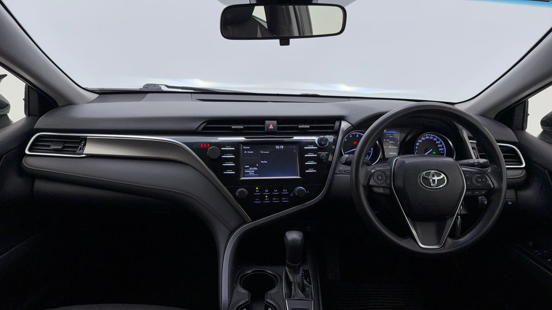 2018 Toyota Camry Ascent, Automatic, 58088 km, Dashboard View
