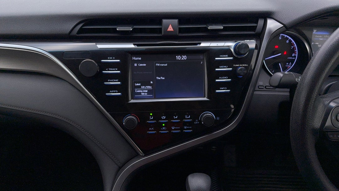 2018 Toyota Camry Ascent, Automatic, 58088 km, Center Console