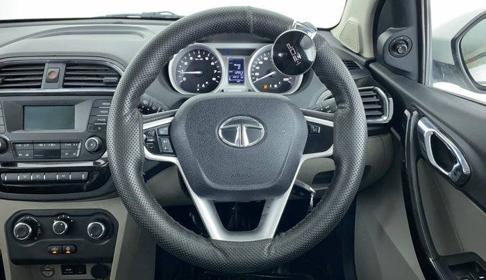 2016 Tata Tiago XZ 1.2 REVOTRON, CNG, Manual, 13,549 km, Steering Wheel Close Up