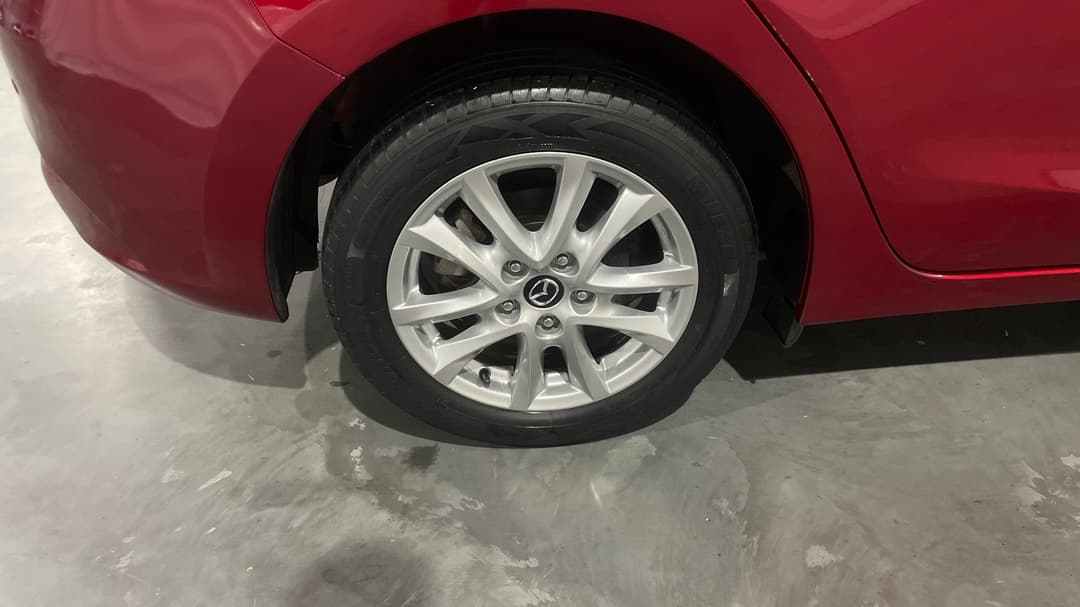 2017 Mazda Mazda3 Maxx, Automatic, 75114 km, Right Rear Wheel