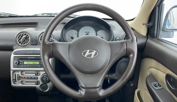 2014 Hyundai Santro Xing GLS, Petrol, Manual, 23,383 km, Steering Wheel Close Up