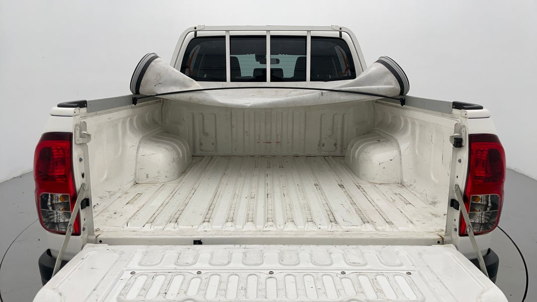 2019 Toyota Hilux Sr Hi-rider, Automatic, 147032 km, Boot Inside View