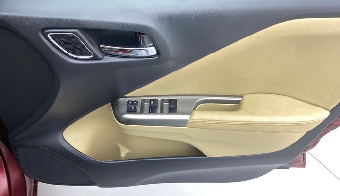 2017 Honda City VX MT PETROL, Petrol, Manual, 30,687 km, Driver Side Door Panels Control