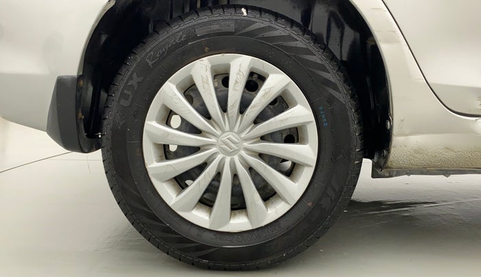 2015 Maruti Swift Dzire VXI, Petrol, Manual, 36,888 km, Right Rear Wheel