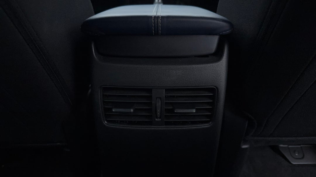Rear A/C Vent