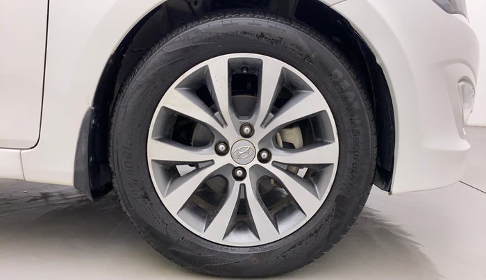 2017 Hyundai Verna FLUIDIC 1.6 SX VTVT, Petrol, Manual, 23,938 km, Right Front Wheel