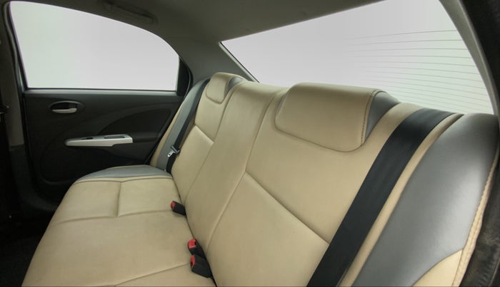 2012 Toyota Etios VD, Diesel, Manual, 40,451 km, Right Side Door Cabin View