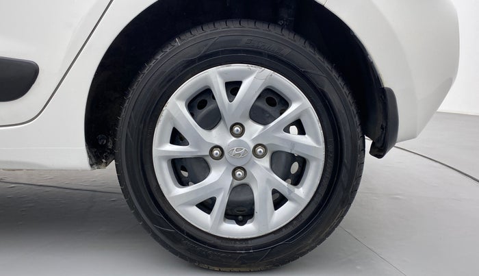 2017 Hyundai Grand i10 MAGNA 1.2 KAPPA VTVT, Petrol, Manual, 49,450 km, Left Rear Wheel