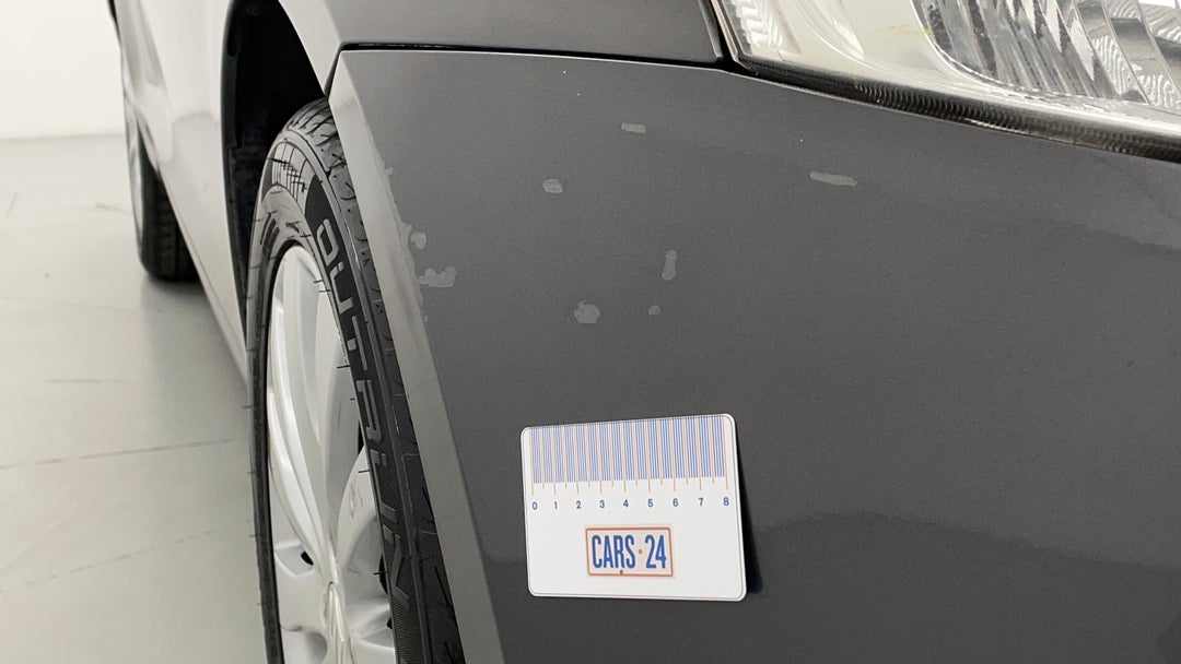 Bumper Front Scratch